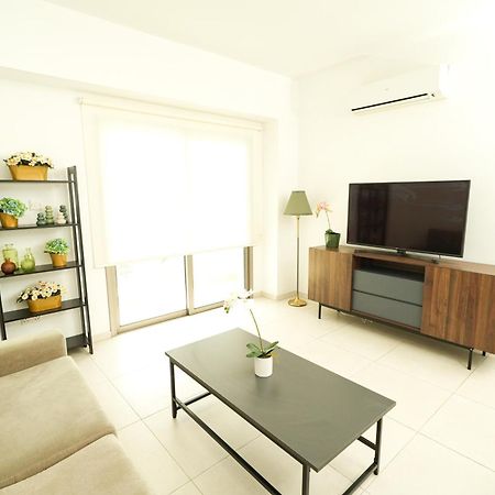Halcyon Central Apartment Larnaca Zewnętrze zdjęcie