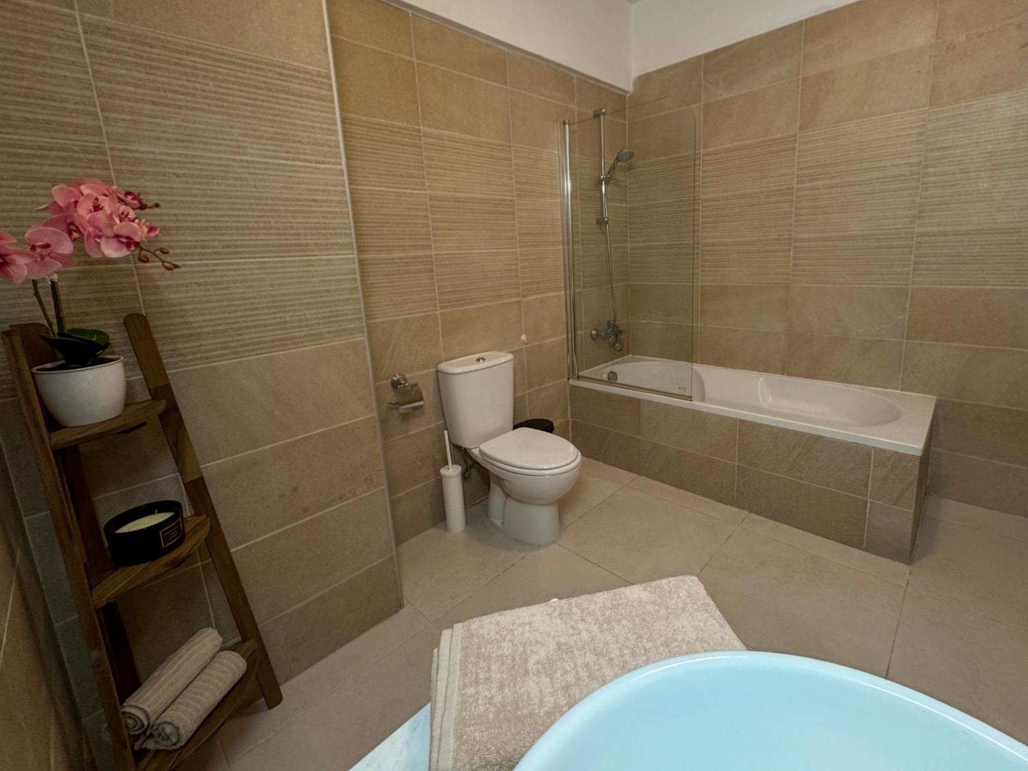 Halcyon Central Apartment Larnaca Zewnętrze zdjęcie