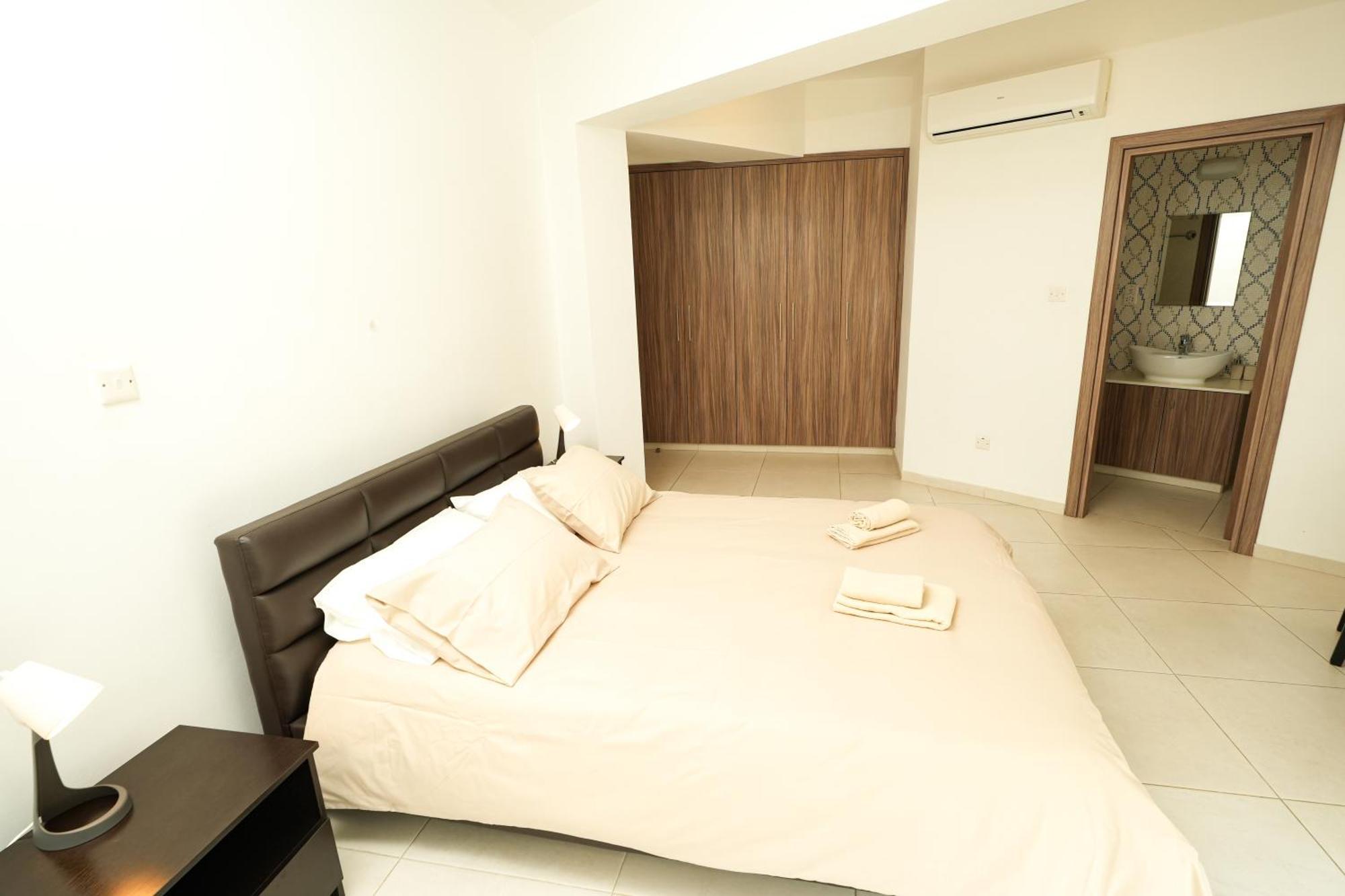 Halcyon Central Apartment Larnaca Zewnętrze zdjęcie